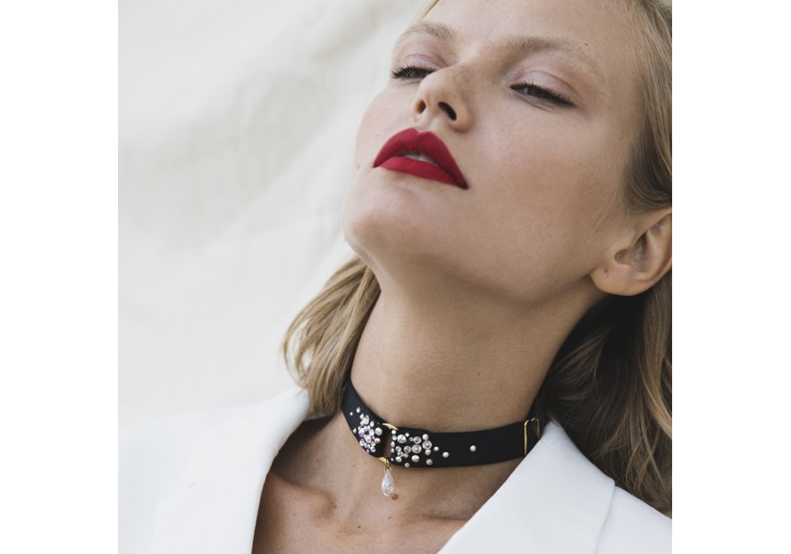 CRYSTAL JEWELRY CHOKER
