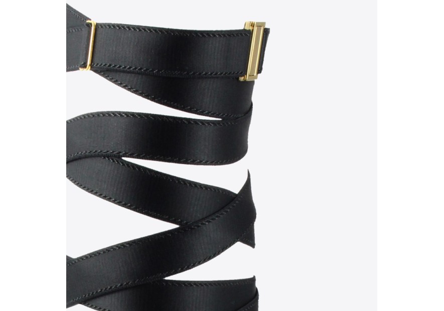 PARURE DE JAMBE ETREINTE